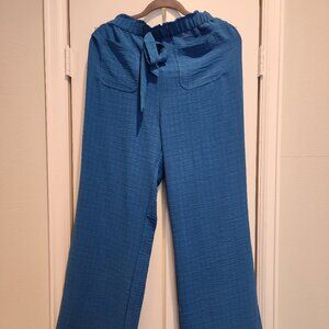 Patch Pocket Fluid Summer Pants (NWOT) Size L